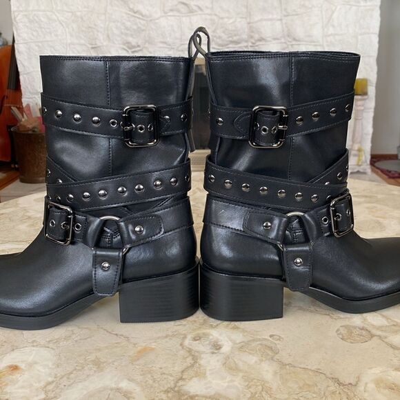 NWT Design Concept Studio Leather Studded Motorcycle Harness Boots - Picture 8 of 14